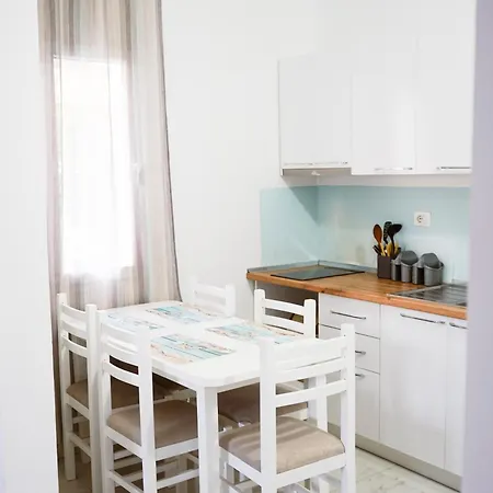 Dolanit Apartment